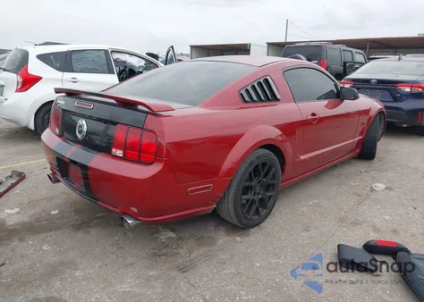 2008 Ford Mustang Gt Deluxe/Gt Premium z USA, uszkodzony, nr VIN 1ZVHT82H585103194